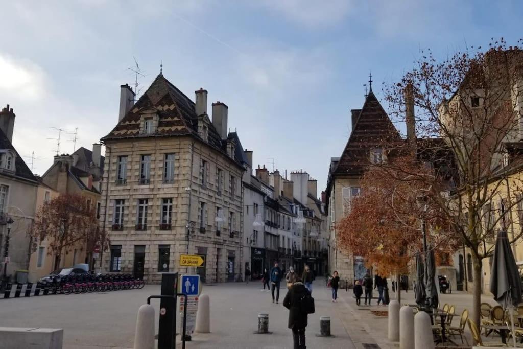 Apartamento L'Elegant - Cosy, Design Et Charme En Hypercentre Dijon Exterior foto